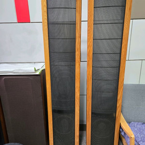 마틴로건 LT8 플로어스탠딩 스피커