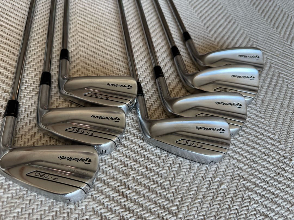 테일러메이드 P790 아이언세트 이미지