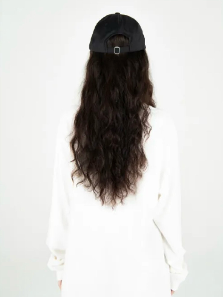 aeae SPIRAL SATIN 볼캡 이미지