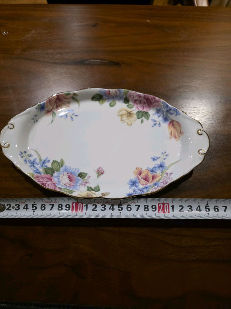 택포 로얄알버트 베아트리체 샌드위치 트레이 이미지