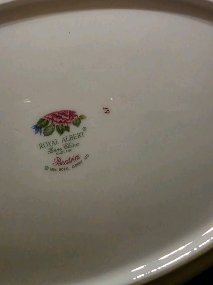 택포 로얄알버트 베아트리체 샌드위치 트레이 이미지