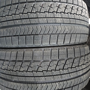 245 40 19 브릿지스톤 블리작 윈터타이어 2본 판매합니다