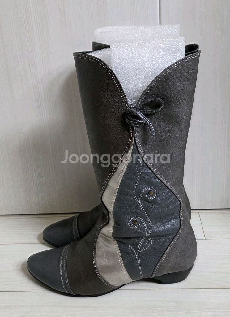 가죽 세미 롱부츠 23ㅇ--1