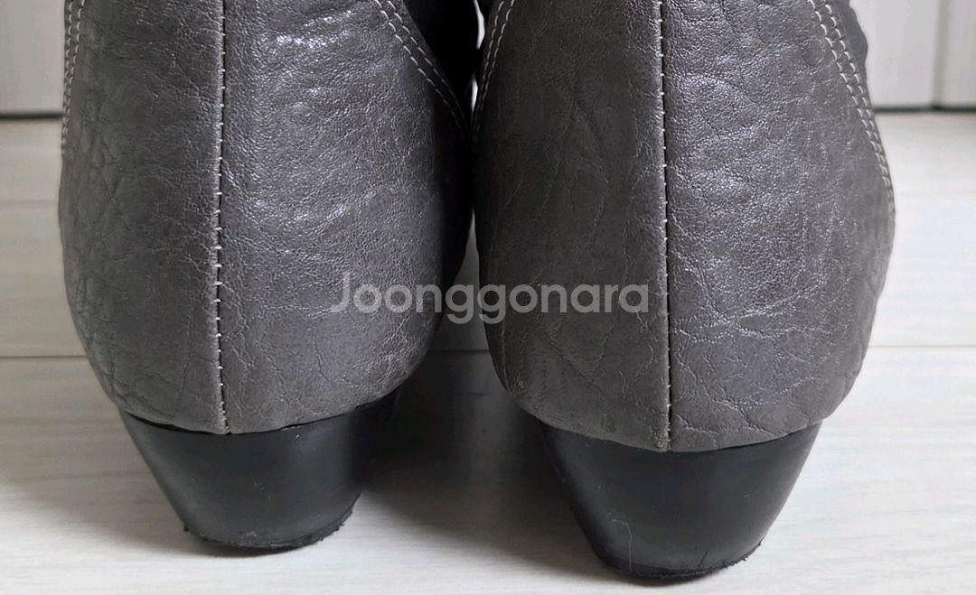 가죽 세미 롱부츠 23ㅇ--3