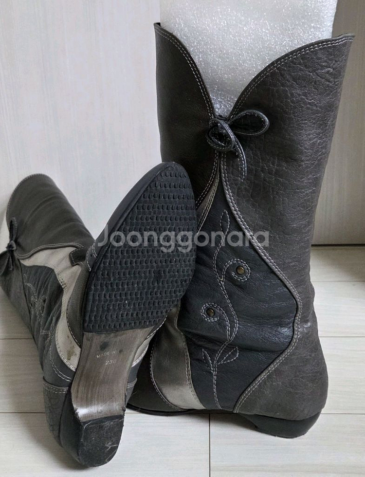 가죽 세미 롱부츠 23ㅇ--4