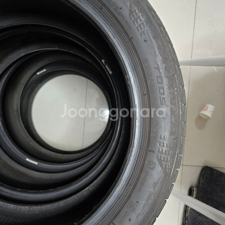 225/45R17 중고타이어 4본--2