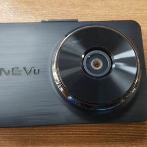 점검된 파인뷰 lx2000 앞쪽 본체만.