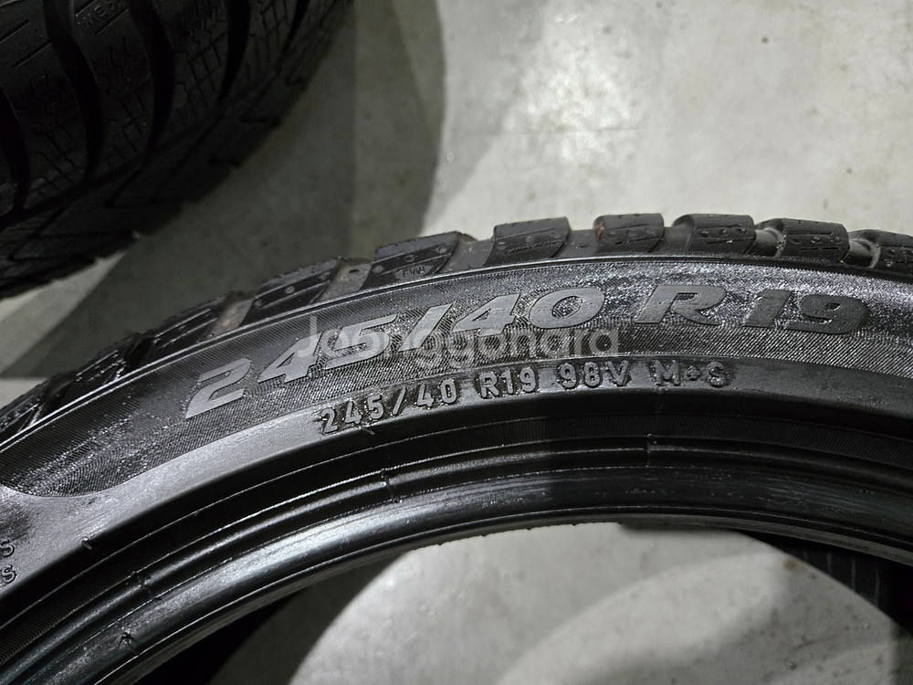 245 40 19 275 35 19 피렐리 윈터타이어 한대분 판매합니다--7