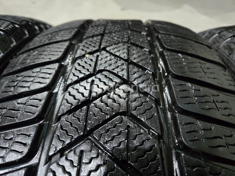 245 40 19 275 35 19 피렐리 윈터타이어 한대분 판매합니다--3