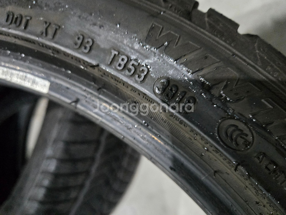 245 40 19 275 35 19 피렐리 윈터타이어 한대분 판매합니다--9