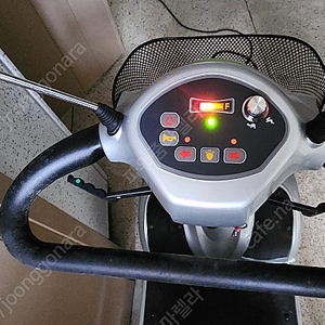 [부산] 노인전동차 전동스쿠터 팝니다. 상태 좋습니다. 이미지