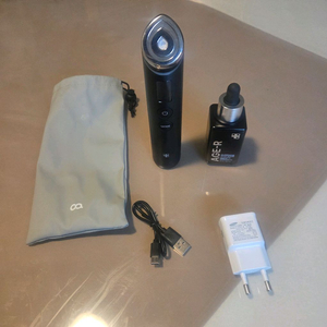 메디큐브 에이지알 부스터 프로 ems 에어샷 더마샷 블랙