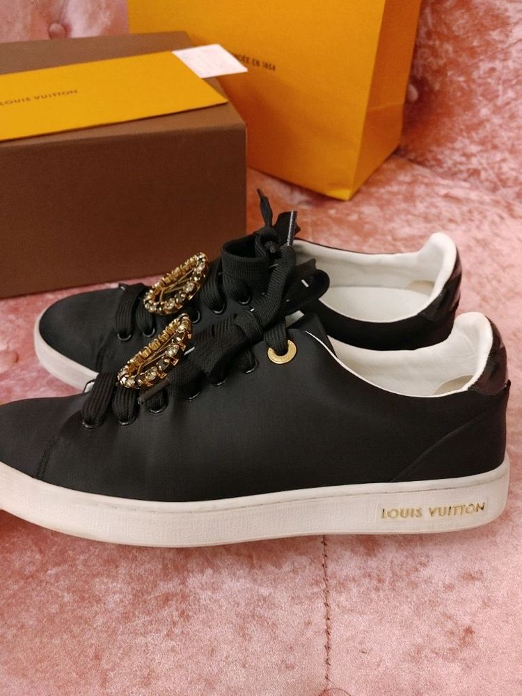 정품- 루이비통 스니커즈-영수증 포함--4