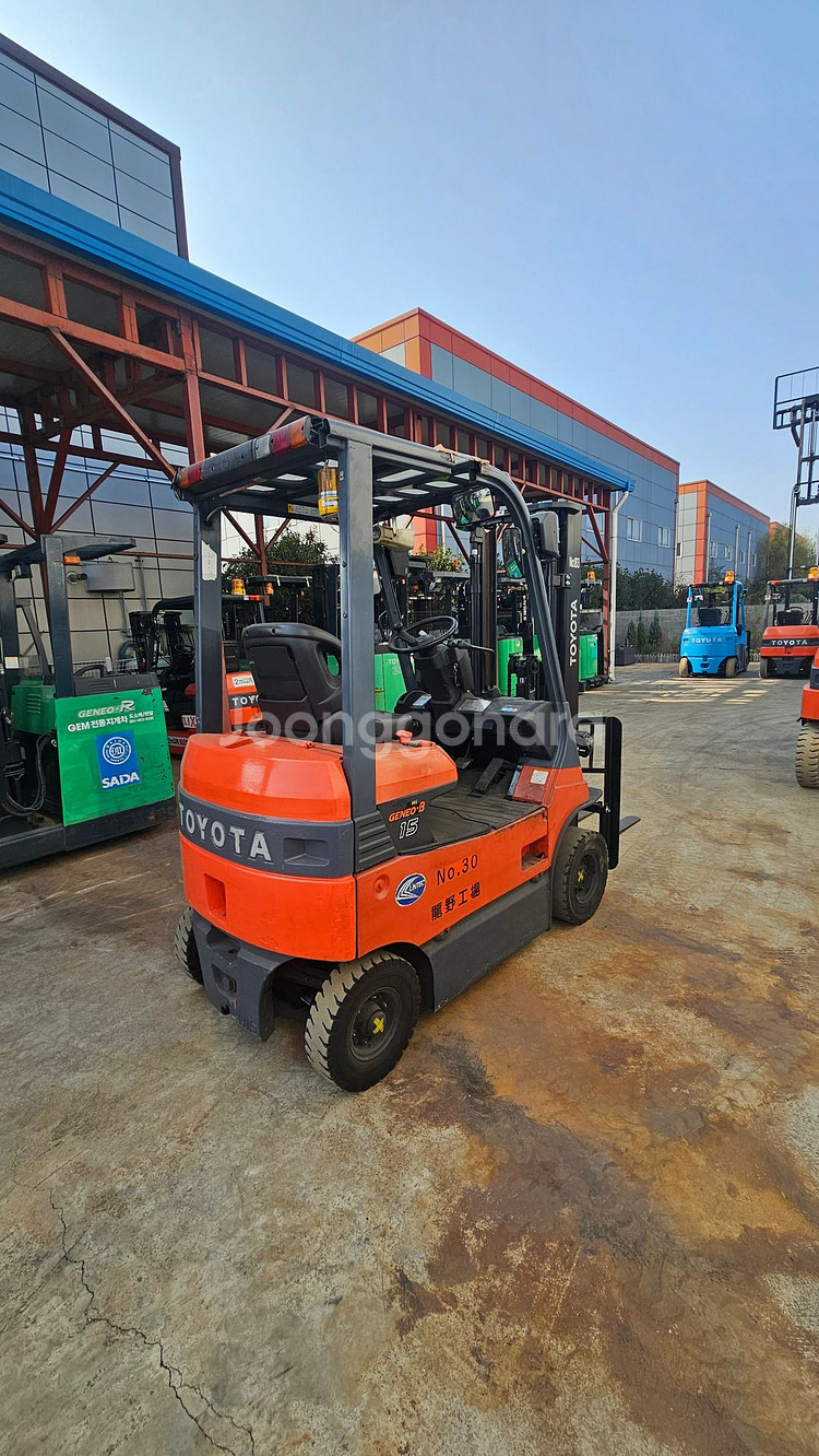 저렴한 가성비좋은 최신 토요타 7FB 1.5톤 좌식전동지게차 3M 780만--0