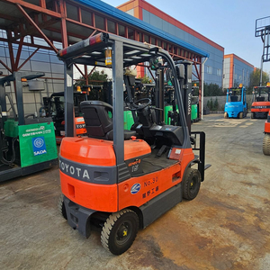 저렴한 가성비좋은 최신 토요타 7FB 1.5톤 좌식전동지게차 3M 780만