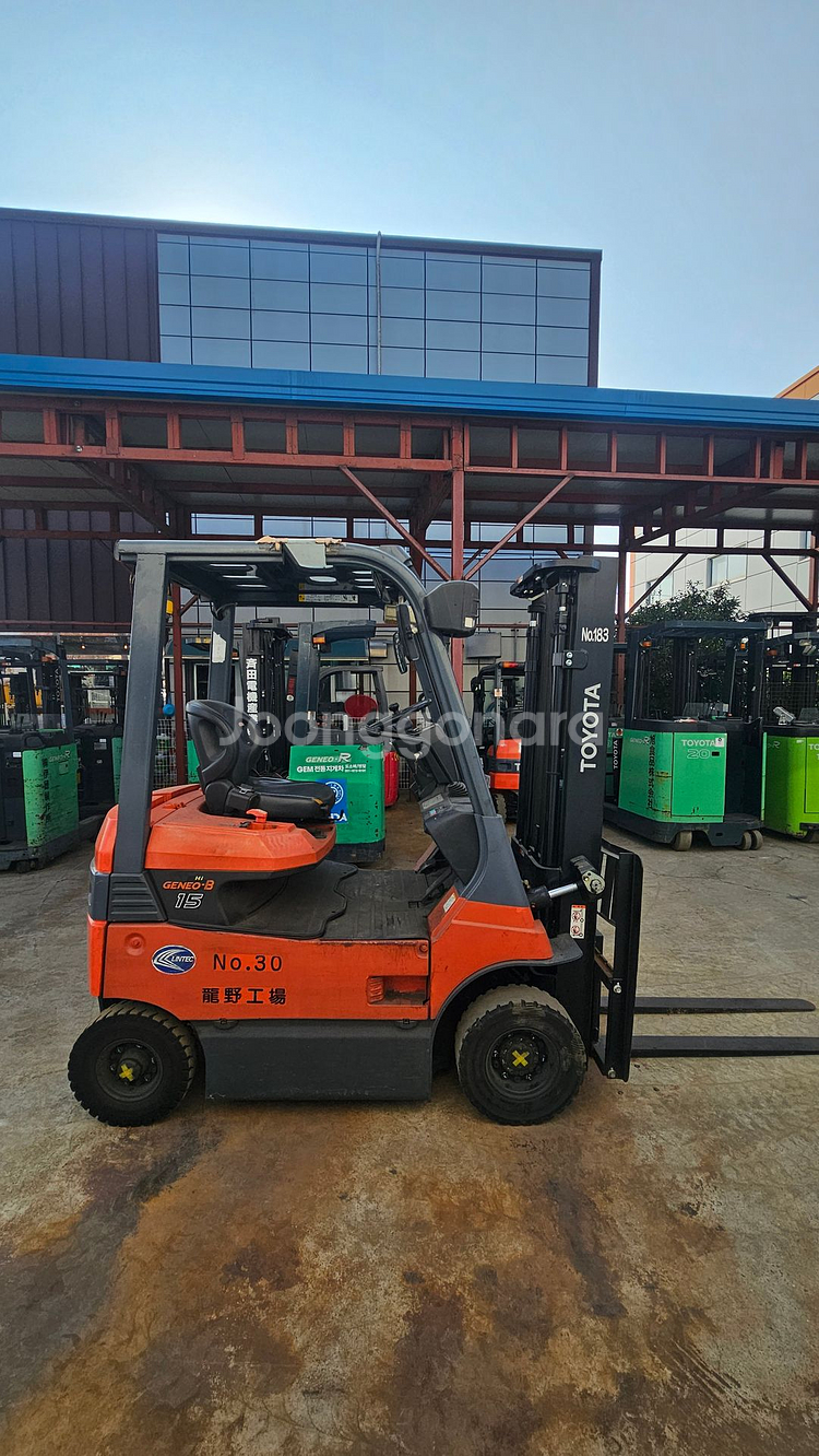 저렴한 가성비좋은 최신 토요타 7FB 1.5톤 좌식전동지게차 3M 780만--2