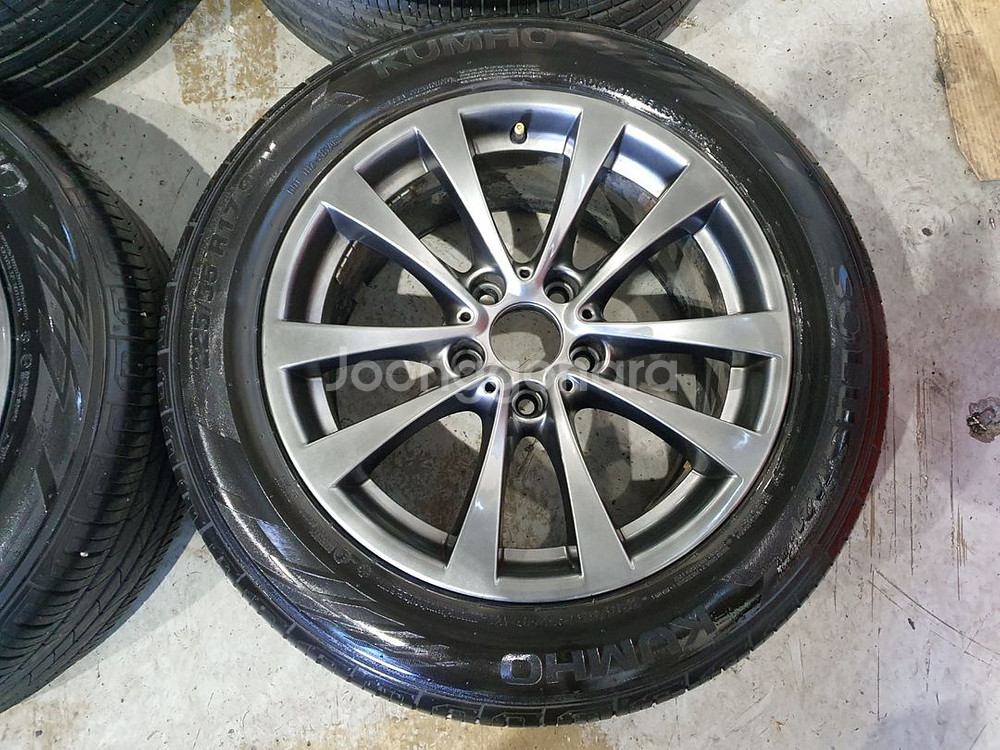 BMW F35 3GT 17인치 순정 휠타이어 판매합니다--1