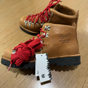 대너 마운틴 라이트 캐스케이드 등산화