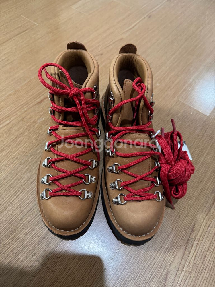 대너 마운틴 라이트 캐스케이드 등산화--1