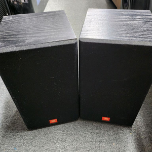 JBL M5 북셸프 스피커