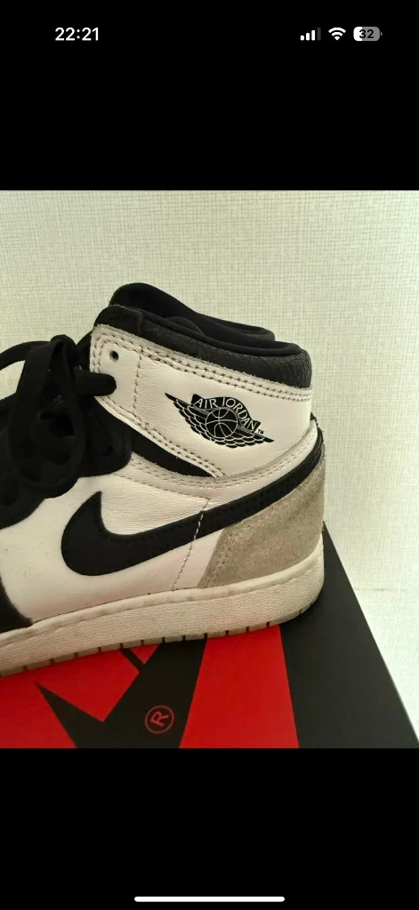 나이키 조던 1 레트로 하이 OG 블리치드 코랄 230 이미지