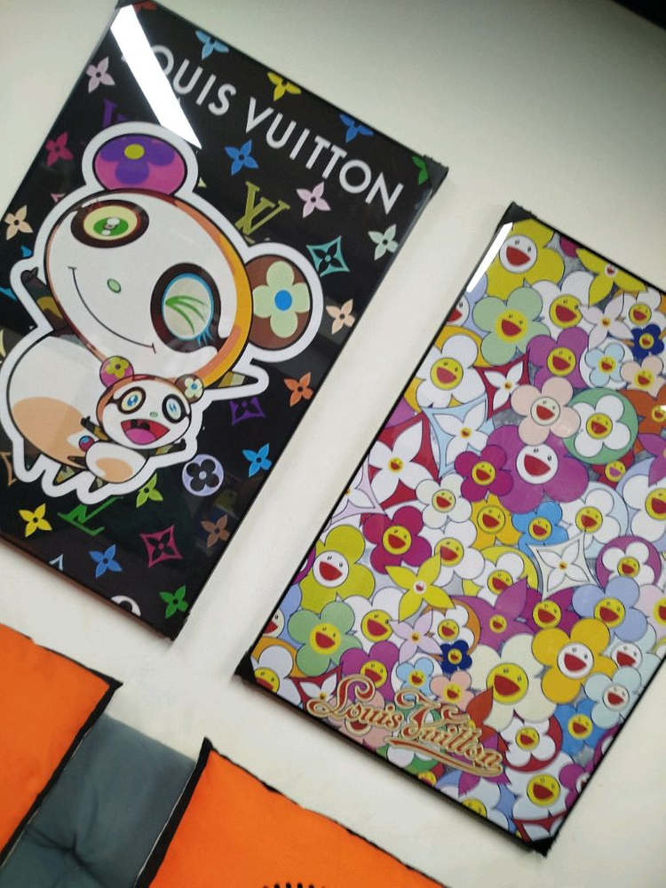 루이비통 캐릭터 감성 대형 그림액자 그림 액자 팝아트 인테리어소품 명품그림 명품액자 꽃 곰인형 콜라보 인테리어--4