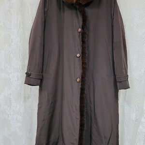 여성 밍크 장식 코트