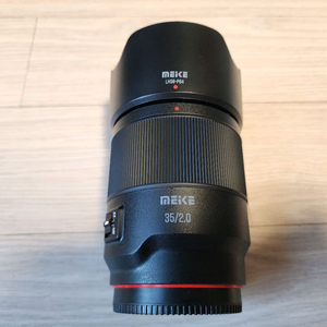 메이케 af 35mm f2.0 소니용 렌즈 팝니다.