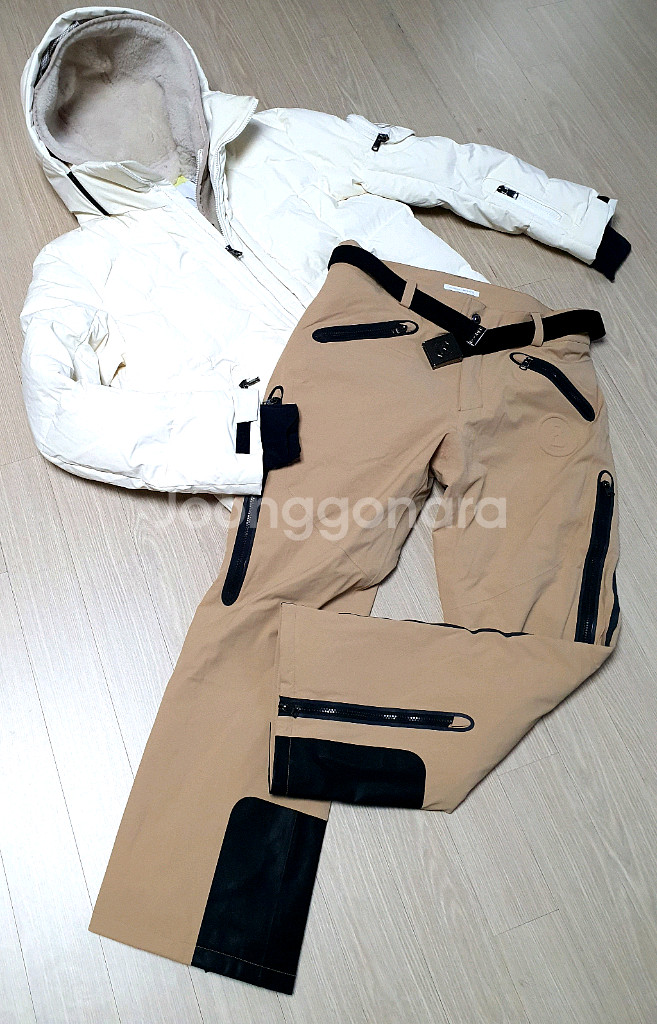 스키복계의 에르메스 명품 보그너 여성 스키복(새제품)--0