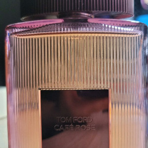 톰포드 카페로즈 100ml 2-3뿌 국문택