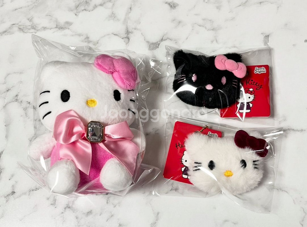 산리오 헬로키티 키링 3가지 새상품--0