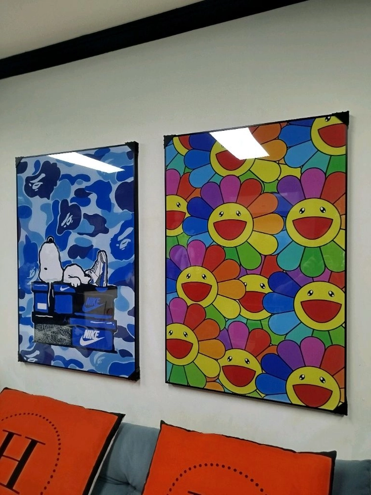 카이카이키키 무라카미다카시 대형 그림액자 그림 액자 팝아트 인테리어소품 명품그림 명품액자 꽃 곰인형 콜라보 인테리어 이미지