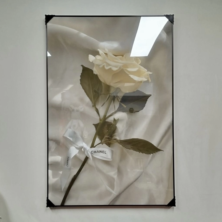 샤넬 장미 선물 대형 그림액자 그림 액자 팝아트 인테리어소품 명품그림 명품액자 꽃 곰인형 콜라보 인테리어 이미지