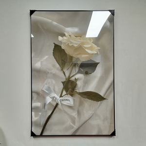 샤넬 장미 선물 대형 그림액자 그림 액자 팝아트 인테리어소품 명품그림 명품액자 꽃 곰인형 콜라보 인테리어