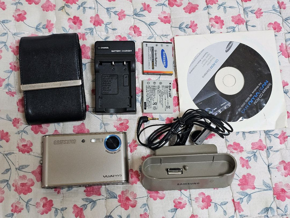 Y2K 감성 디카 삼성 VLUU NV3 디지털카메라 레트로 700만화소 이미지