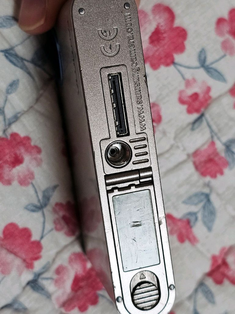 Y2K 감성 디카 삼성 VLUU NV3 디지털카메라 레트로 700만화소 이미지