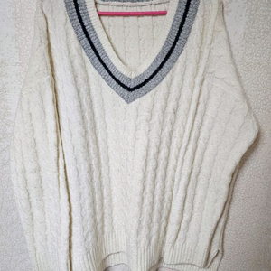 꽈베기 브이넥 니트 긴팔티 가을겨울 빅사이즈 옷 상의