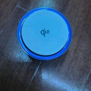 Qi2 무선충전기