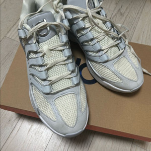 나이키 kd18 플래티넘 농구화