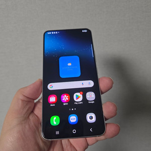 갤럭시 S22 팬텀화이트 256기가 SS급 자급제 팔아요~