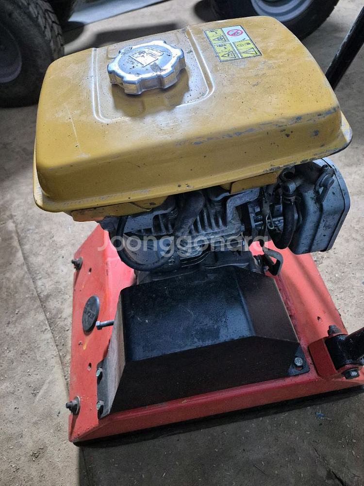 로빈콤팩터 땅다짐기--2