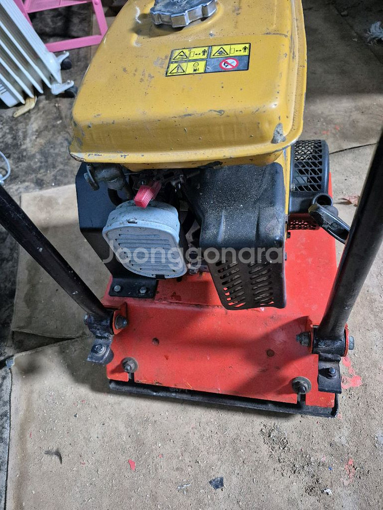 로빈콤팩터 땅다짐기--3