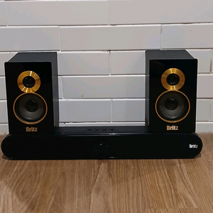 벽걸이 스피커+사운드바 조합으로 음향기기 팝니다