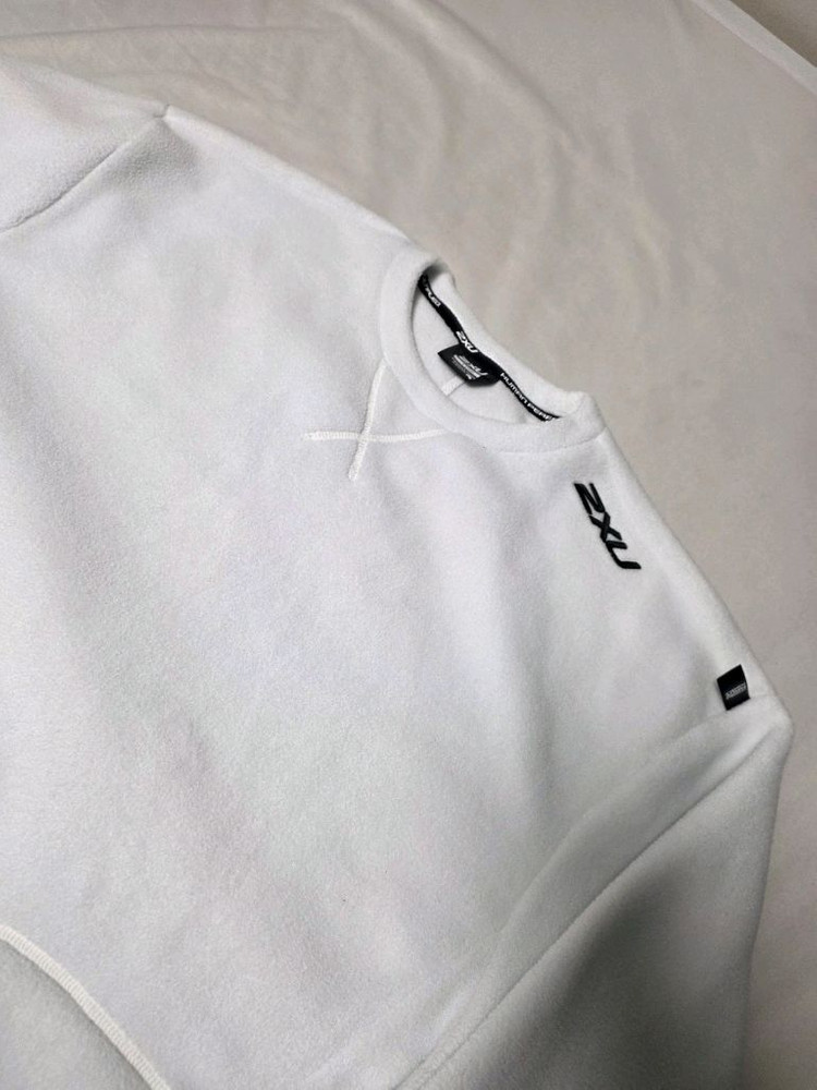 2XU 후리스 맨투맨 100 (미사용)--2