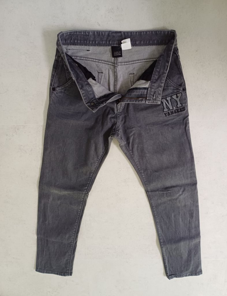 MLB 뉴욕양키스 슬림핏 데님 그레이진(사방스판31) 이미지