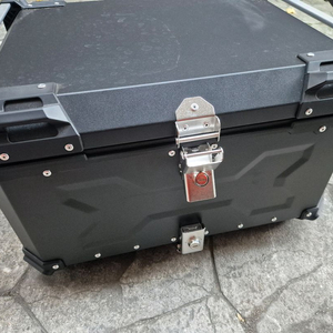 XMAX 탑박스 브라켓 셋트 팔아요