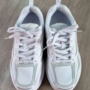 (정품)휠라 남녀공용 운동화245