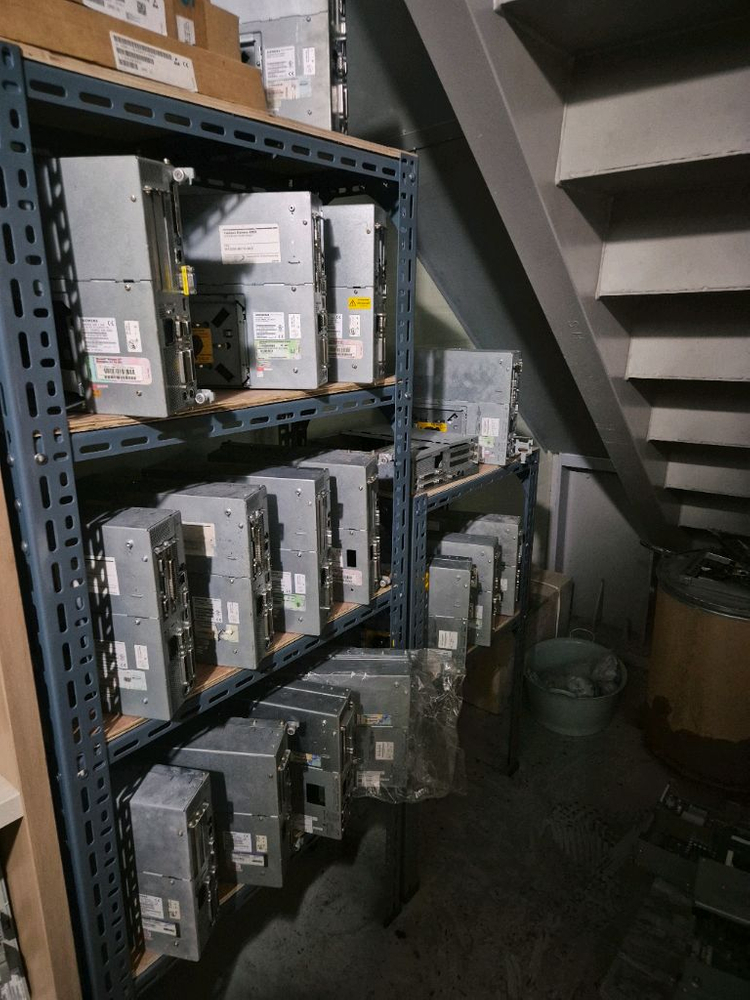 CNC 컨트롤러 및 모터 세트 010 5380 3005 이미지