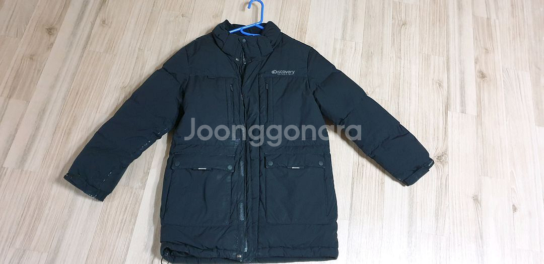 디스커버리 아동 패딩 150사이즈 블랙 색상입니다(모자 포함)--1