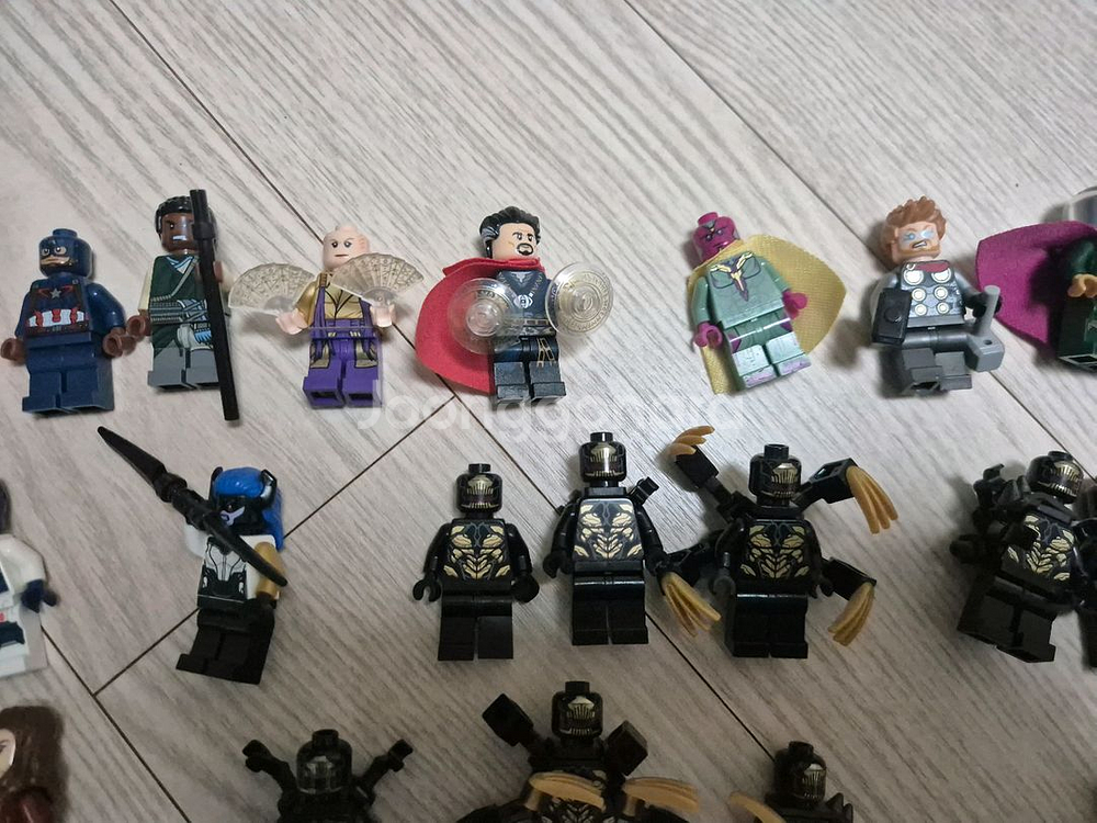 마블 어벤져스 미니피규어 팝니다--5